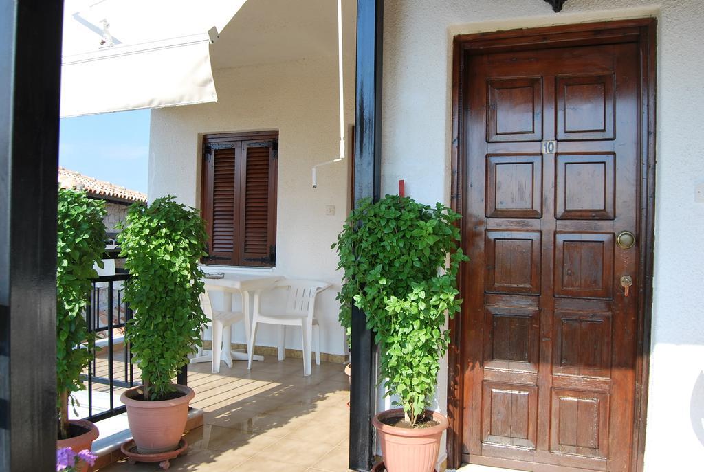 Studio Nastasia Afytos Exterior photo